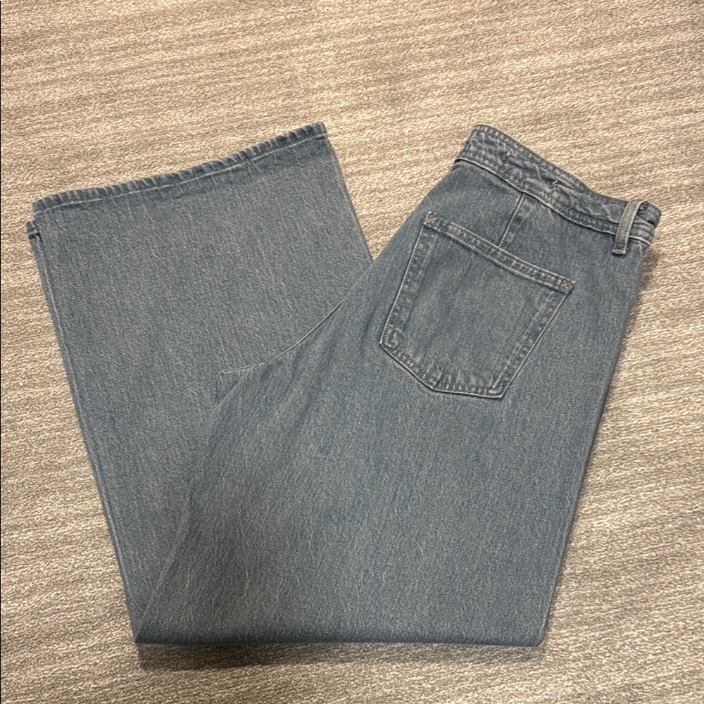 Universal Thread Wide Leg Jeans